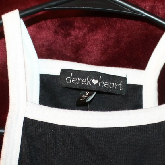 Simple bodysuit - Picture 2 of 3